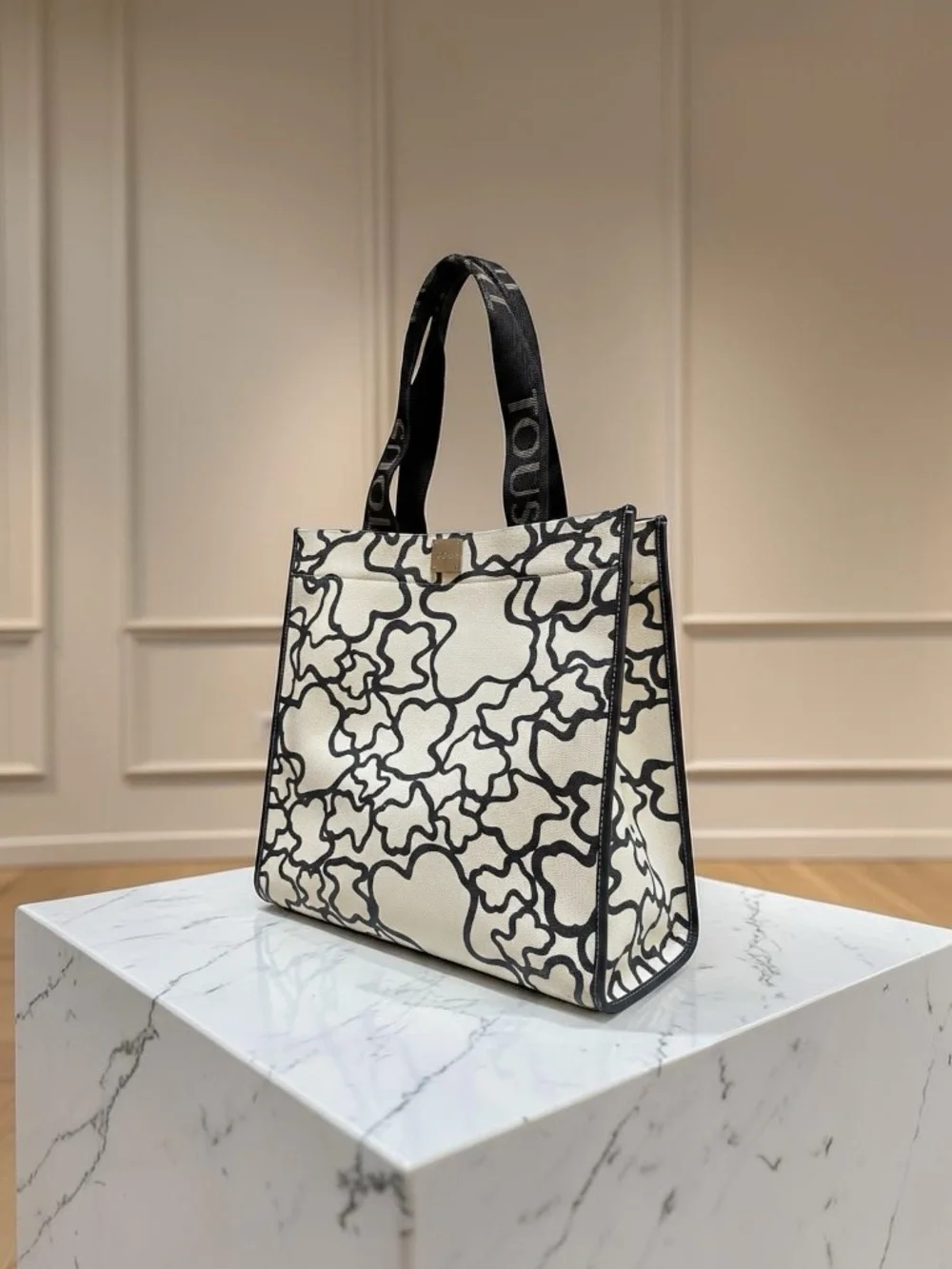 Authentic TOUS Kaos Tote Bag 13